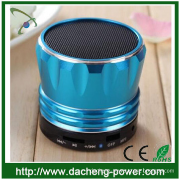 New arrival powerbank wireless bluetooth speaker 2016 with night light, waterproof, SOS